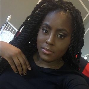 Meet your Posher, Soyini